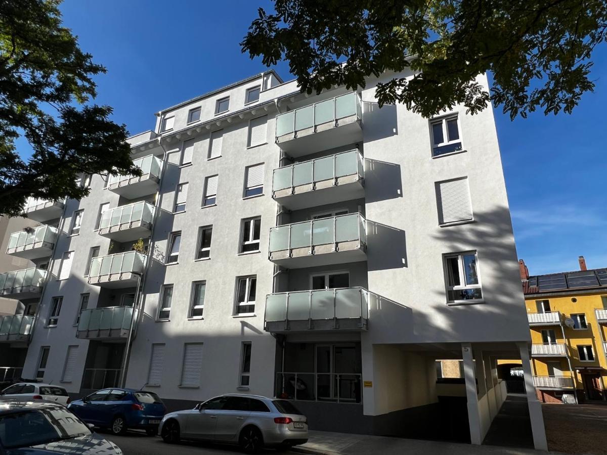 Tomsflat Braunschweig - 3 Rooms, Kitchen, Workspace, Highspeed Wifi, Washer & Dryer, Balcony Exterior foto