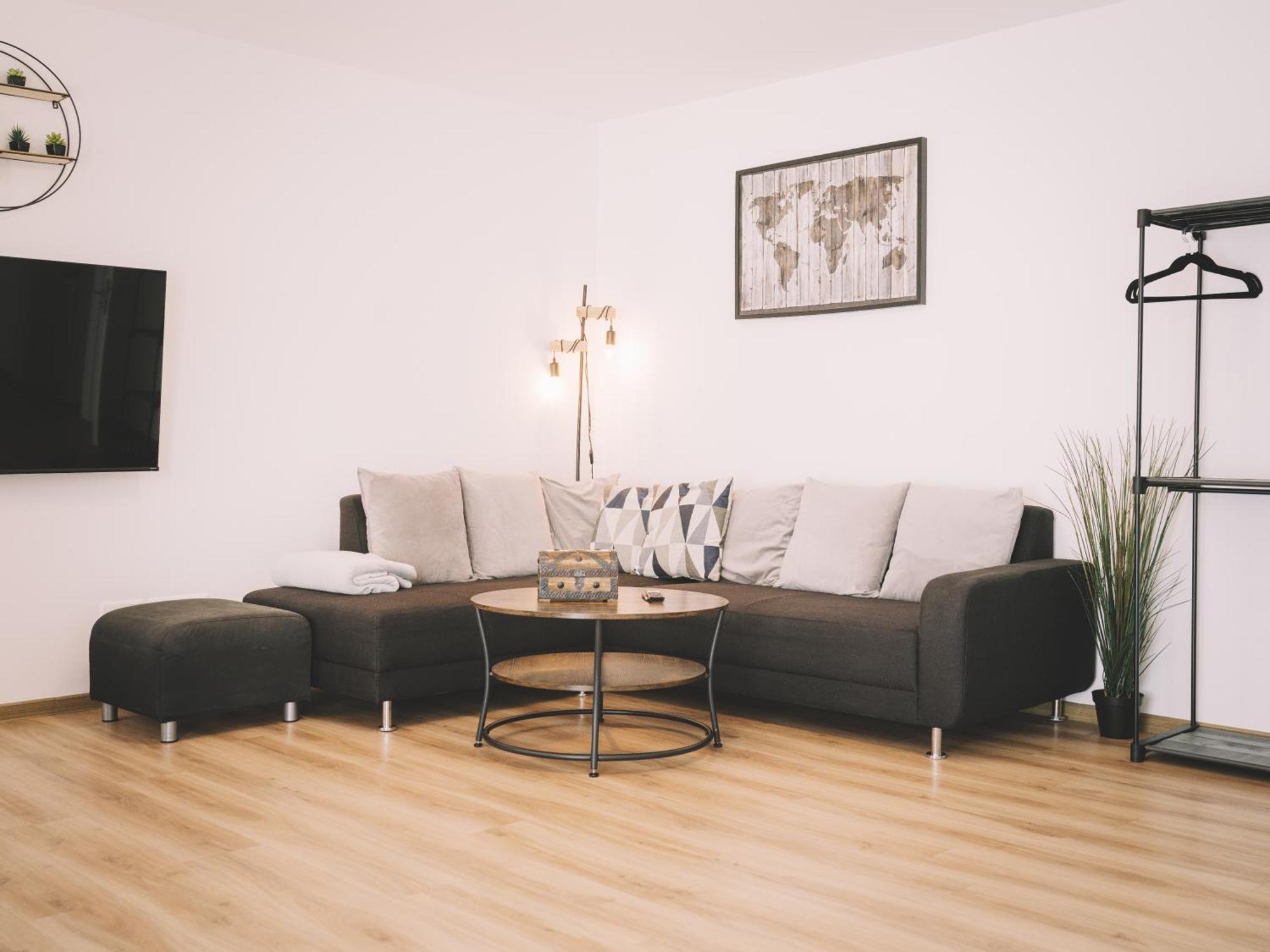 Tomsflat Braunschweig - 3 Rooms, Kitchen, Workspace, Highspeed Wifi, Washer & Dryer, Balcony Exterior foto